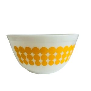 Vintage PYREX Yellow Dot Mixing Bowl